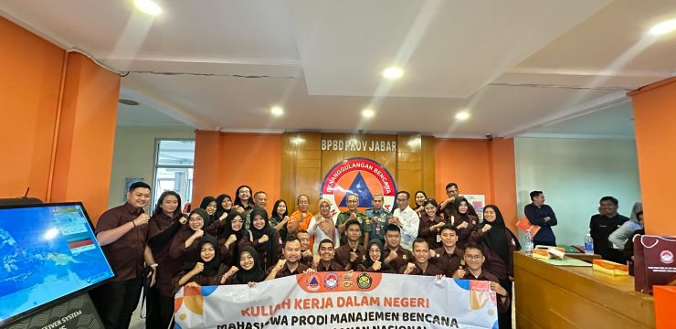 Kuliah Kerja Dalam Negeri Prodi Manajemen Bencana FKN Unhan RI Hari Kedua di Provinsi Jawa Barat