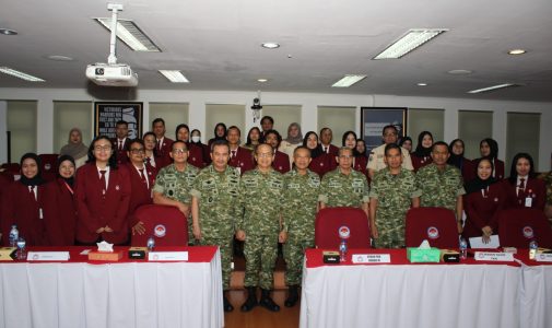 FAKULTAS KEAMANAN NASIONAL UNHAN RI GELAR SEMINAR HASIL KKLN 2025: MEMPERKUAT KEAMANAN NASIONAL MELALUI DIPLOMASI, KETAHANAN, DAN HUKUM KEADAAN DARURAT