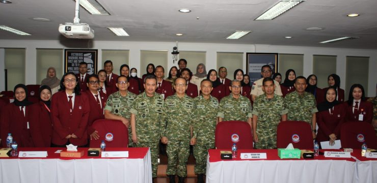 FAKULTAS KEAMANAN NASIONAL UNHAN RI GELAR SEMINAR HASIL KKLN 2025: MEMPERKUAT KEAMANAN NASIONAL MELALUI DIPLOMASI, KETAHANAN, DAN HUKUM KEADAAN DARURAT